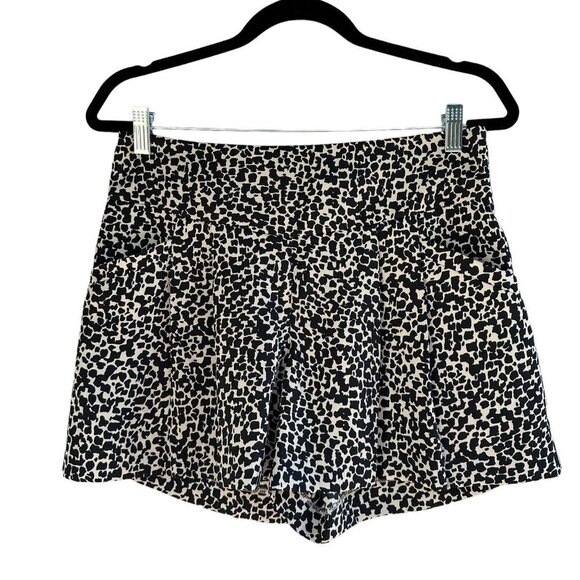 2/$30 Ann Taylor Loft Side Zip Shorts Size 2 Black White Flowy Pockets Boho NWT - Picture 1 of 8